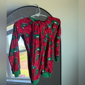 Hatley dinosaur Christmas pajamas size 3T